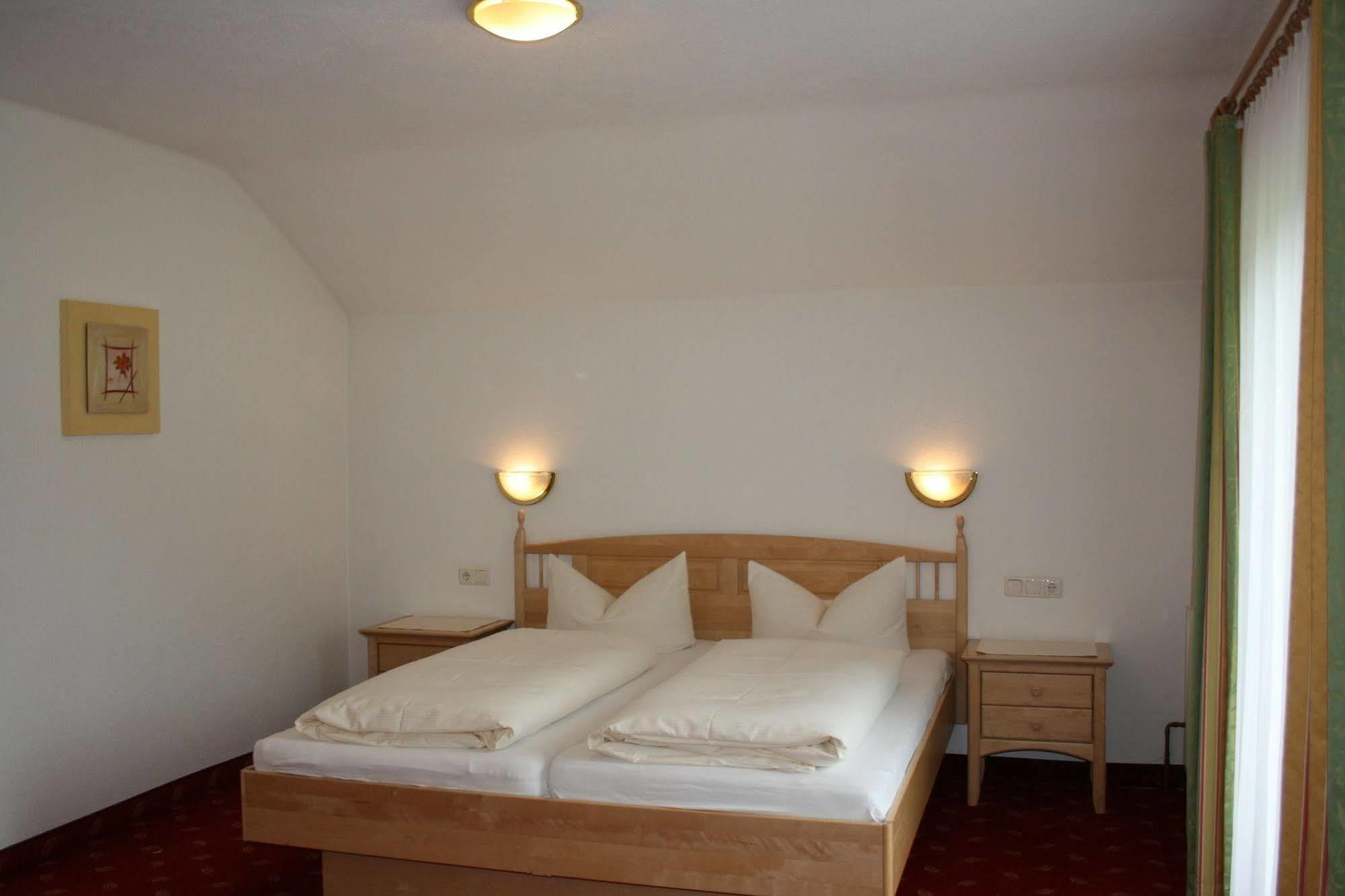 Pension Birkenhof Mayrhofen Εξωτερικό φωτογραφία